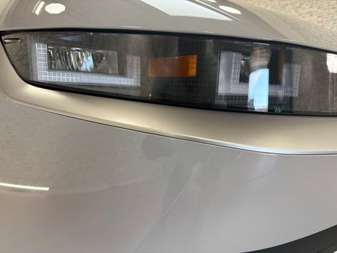 New 2027 Hyundai Ioniq 5 SE RWD image 10