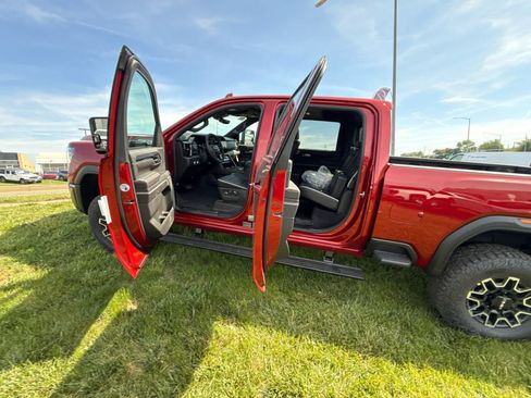New 2026 GMC Sierra 2500 AT4X AWD/4WD image 23