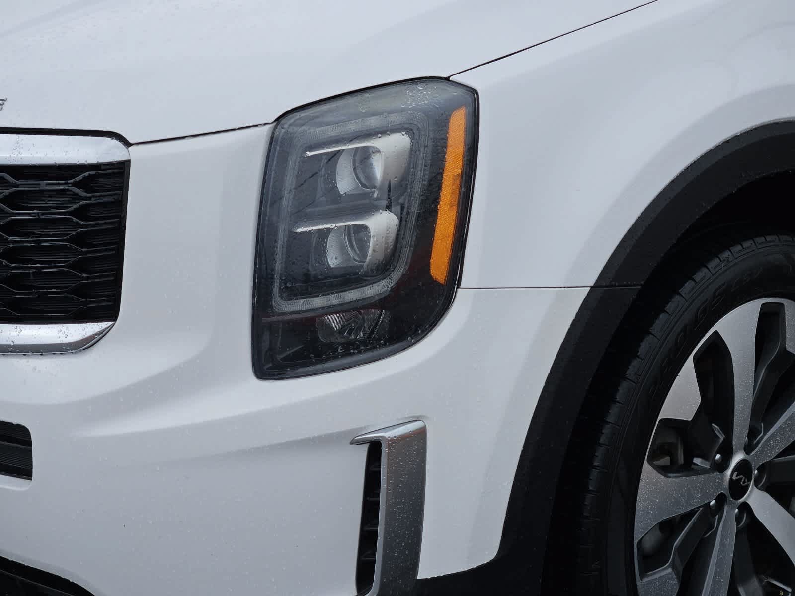 Certified 2022 Kia Telluride EX w/ EX Premium Package FWD image 7