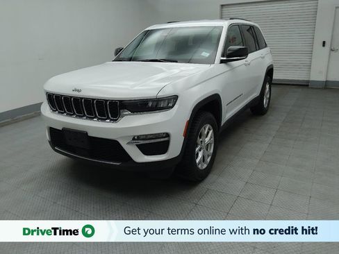 Used 2023 Jeep Grand Cherokee Limited AWD/4WD image 1