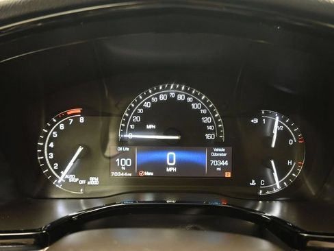Used 2018 Cadillac XT5 Luxury w/ Driver Awareness Package FWD image 17