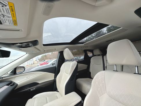 Used 2024 Lexus RX 450h AWD w/ Convenience Package image 24