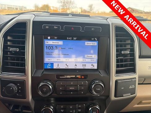 Used 2019 Ford F250 Lariat w/ Chrome Package image 12
