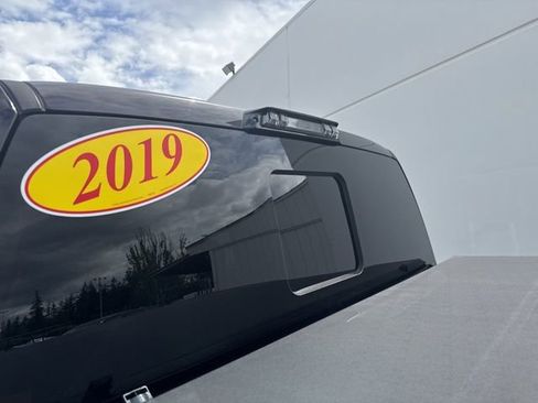 Used 2019 Ford F150 Platinum AWD/4WD image 10