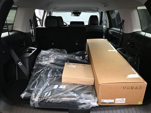 New 2026 Hyundai Santa Fe SEL AWD/4WD image 16