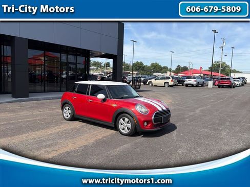 Used 2016 MINI Cooper 4-Door Hardtop FWD image 1