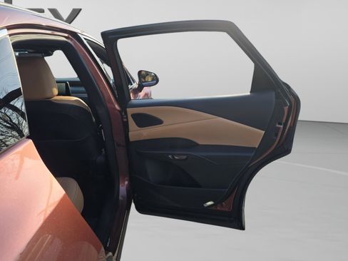 Used 2025 Lexus RX 350h w/ Accessory Package image 22