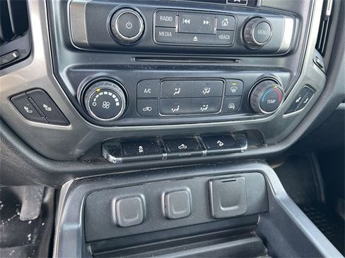 Certified 2018 Chevrolet Silverado 1500 LT image 16