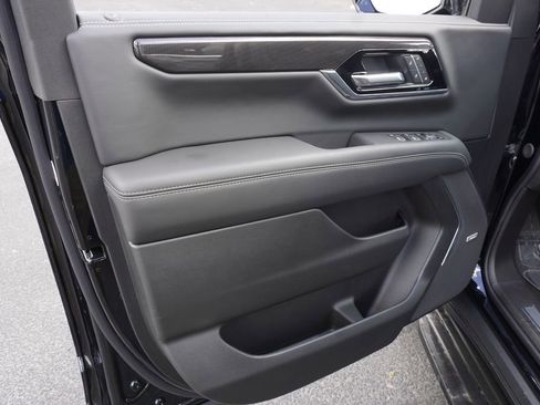 New 2026 GMC Yukon XL Elevation RWD image 16