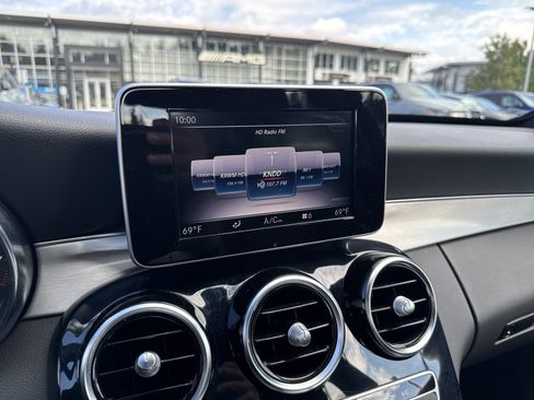 Certified 2018 Mercedes-Benz C 300 4MATIC Sedan image 18