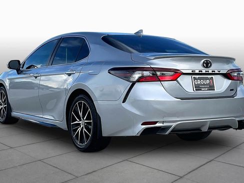 Used 2024 Toyota Camry SE FWD image 12