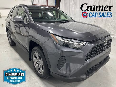 Used 2025 Toyota RAV4 XLE AWD/4WD image 1