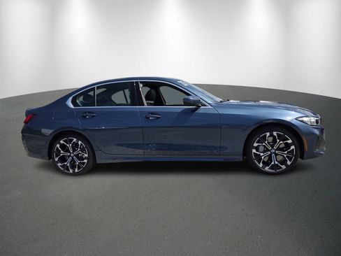 Certified 2025 BMW 330i Sedan RWD image 8