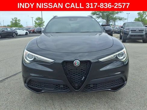 Used 2020 Alfa Romeo Stelvio Ti Sport w/ Quick Order Package 22S Sport AWD/4WD image 3