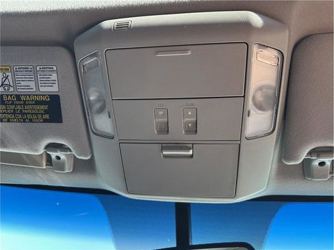 Used 2012 Toyota Tundra Limited image 28