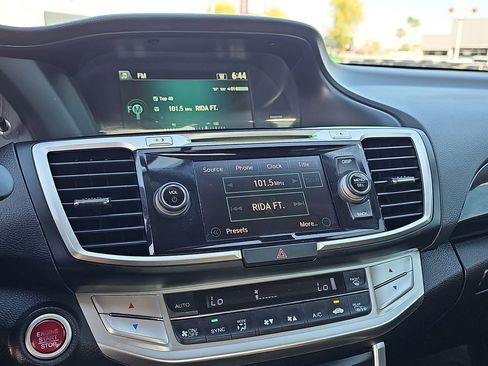 Used 2015 Honda Accord EX image 19