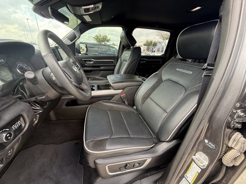 Used 2025 RAM 1500 Laramie w/ Sport Appearance Package image 27