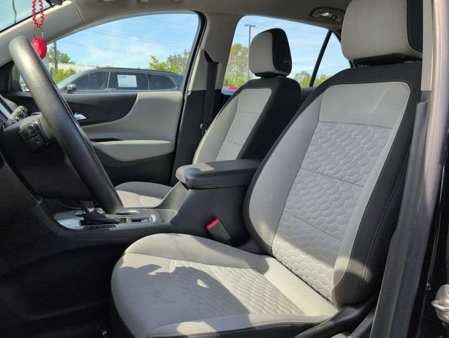 Used 2021 Chevrolet Equinox LS FWD image 12