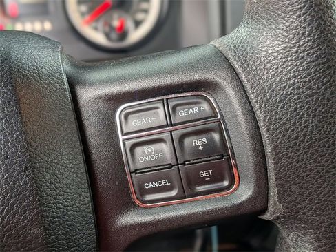 Used 2018 RAM 1500 Express w/ Express Value Package image 17