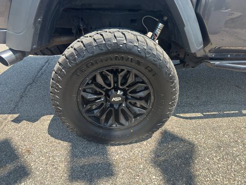 Used 2020 Jeep Gladiator Sport w/ Quick Order Package 24S AWD/4WD image 22
