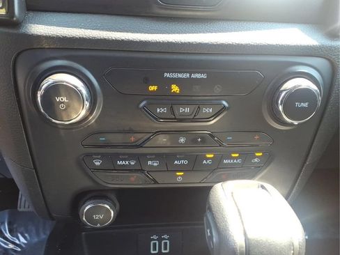 Used 2021 Ford Ranger Lariat w/ Tremor Off-Road Package AWD/4WD image 23