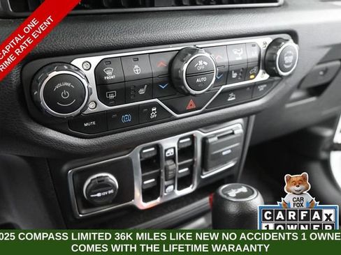 Used 2024 Jeep Wrangler Unlimited w/ Convenience Group AWD/4WD image 35