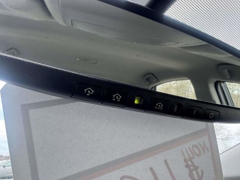 Used 2014 Toyota Prius Four image 30