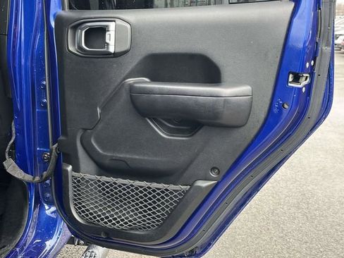 Used 2018 Jeep Wrangler Unlimited Sport S image 22