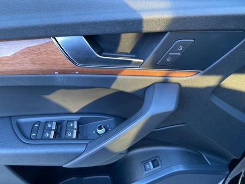 Used 2021 Audi Q5 2.0T Premium image 20