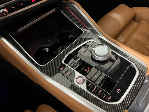 New 2026 BMW X6 M60i image 17