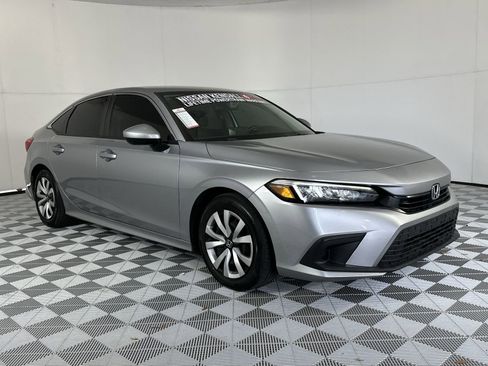 Used 2023 Honda Civic LX image 2