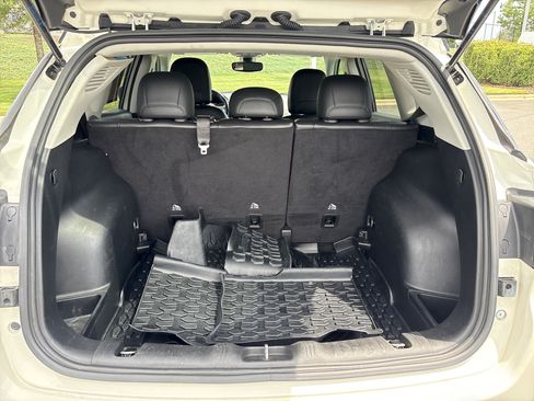 Used 2020 Jeep Compass Latitude FWD image 33