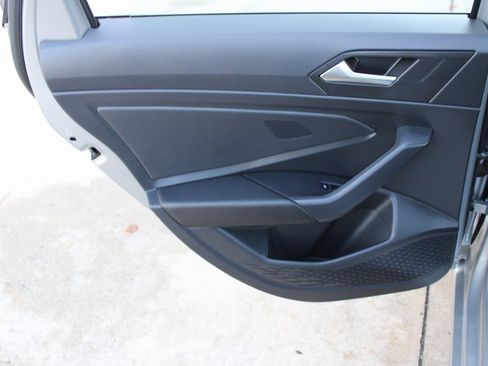 Certified 2022 Volkswagen Jetta S image 19