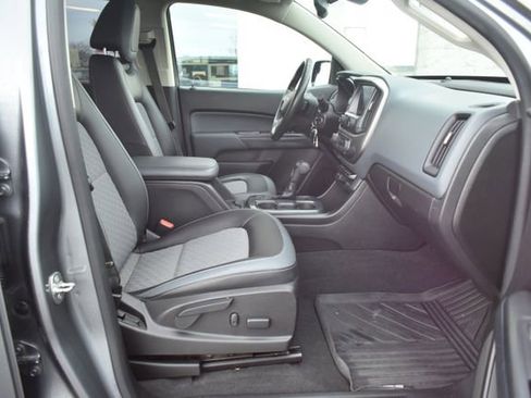 Used 2019 Chevrolet Colorado Z71 image 40