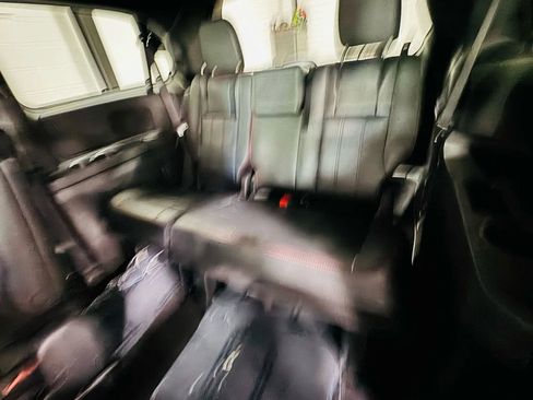 Used 2019 Dodge Grand Caravan GT image 13
