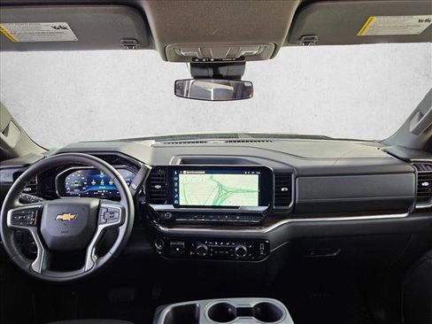 Used 2025 Chevrolet Silverado 1500 LT image 21