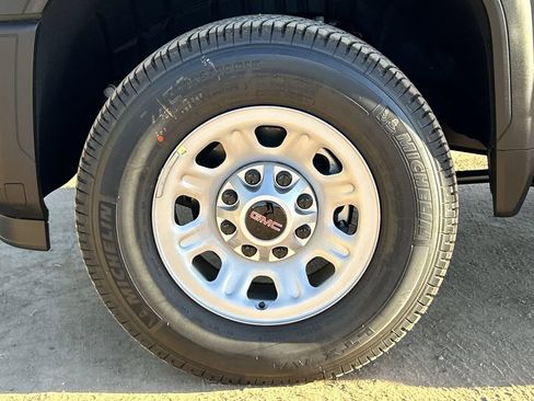 New 2026 GMC Sierra 2500 Pro w/ Convenience Package AWD/4WD image 32