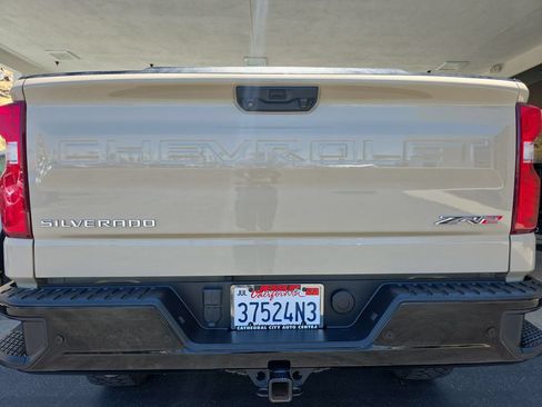 Used 2022 Chevrolet Silverado 1500 ZR2 w/ Technology Package AWD/4WD image 33