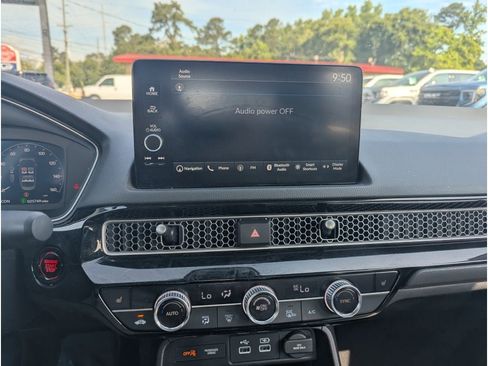 Certified 2024 Honda Civic Touring image 17