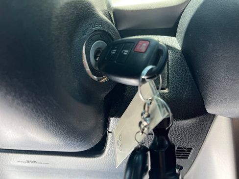 Used 2018 Toyota RAV4 LE w/ All Weather Liner Package AWD/4WD image 29
