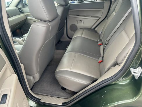 Used 2008 Jeep Grand Cherokee Laredo RWD image 15