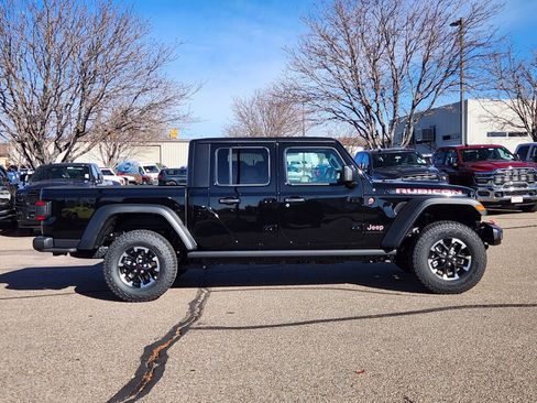 Used 2026 Jeep Gladiator Rubicon AWD/4WD image 2
