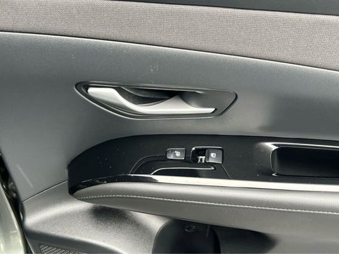 Certified 2023 Hyundai Tucson Limited AWD/4WD image 22