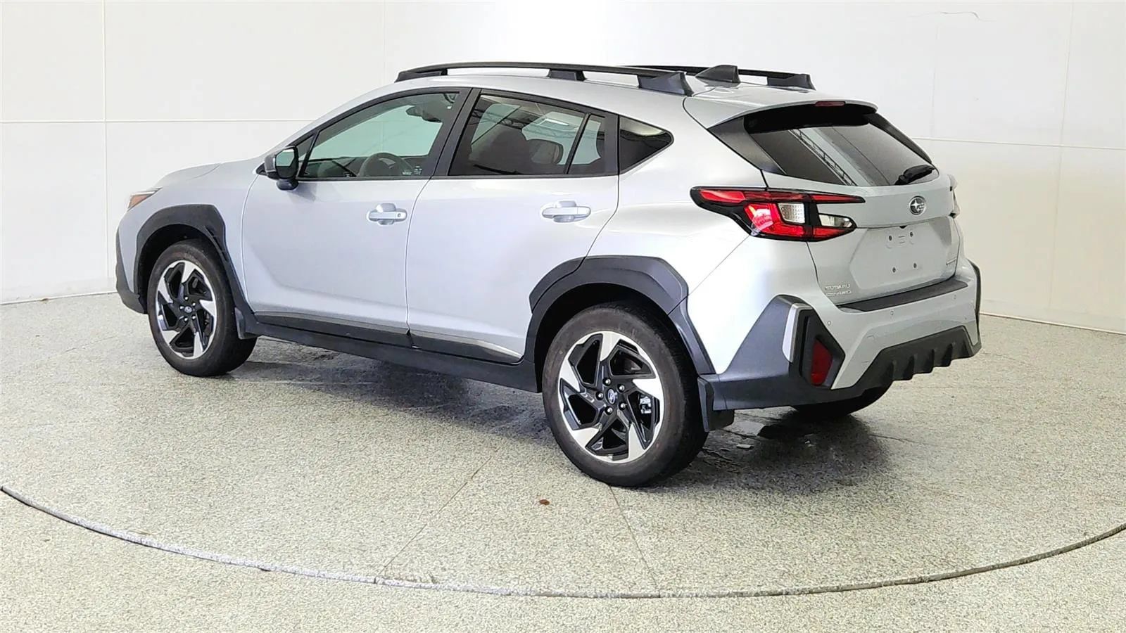 Used 2024 Subaru Crosstrek 2.5i Limited AWD/4WD image 5