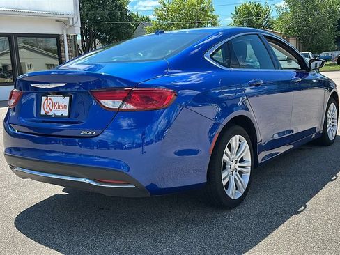 Used 2015 Chrysler 200 Limited w/ Convenience Group FWD image 8