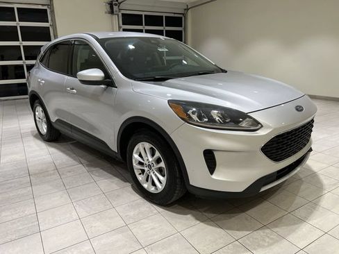 Used 2020 Ford Escape SE FWD image 7