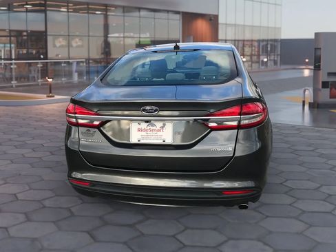 Used 2017 Ford Fusion S image 10