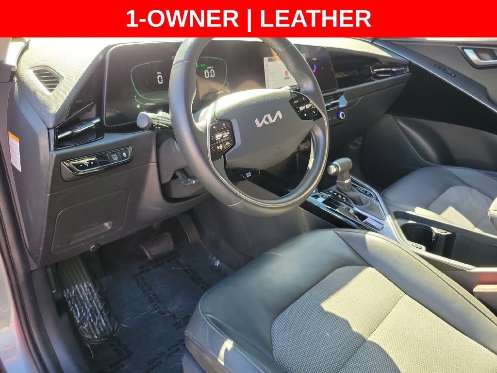 Used 2023 Kia Niro EX FWD image 21