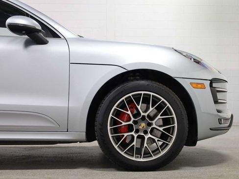 Used 2015 Porsche Macan Turbo AWD/4WD image 11