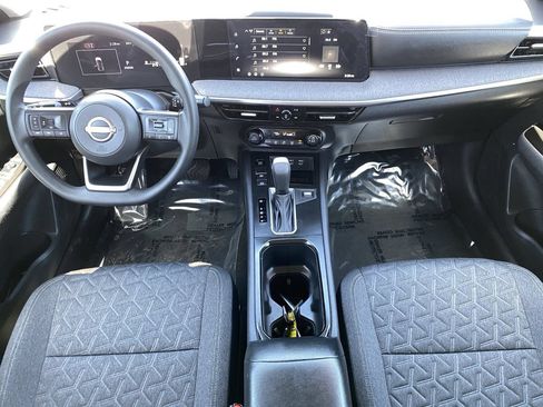 Certified 2026 Nissan Kicks SV FWD image 16